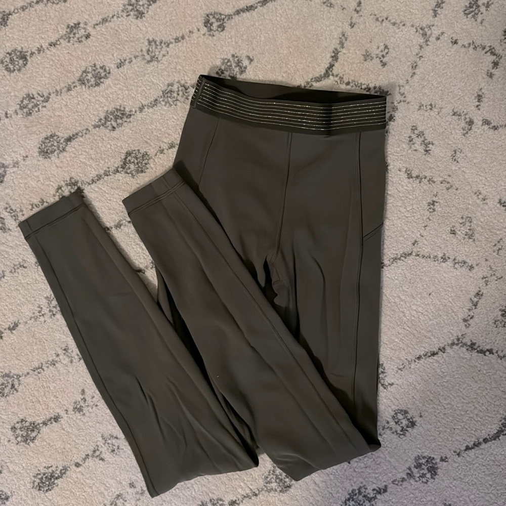 Lululemon, dark green leggings, good condition, size 2